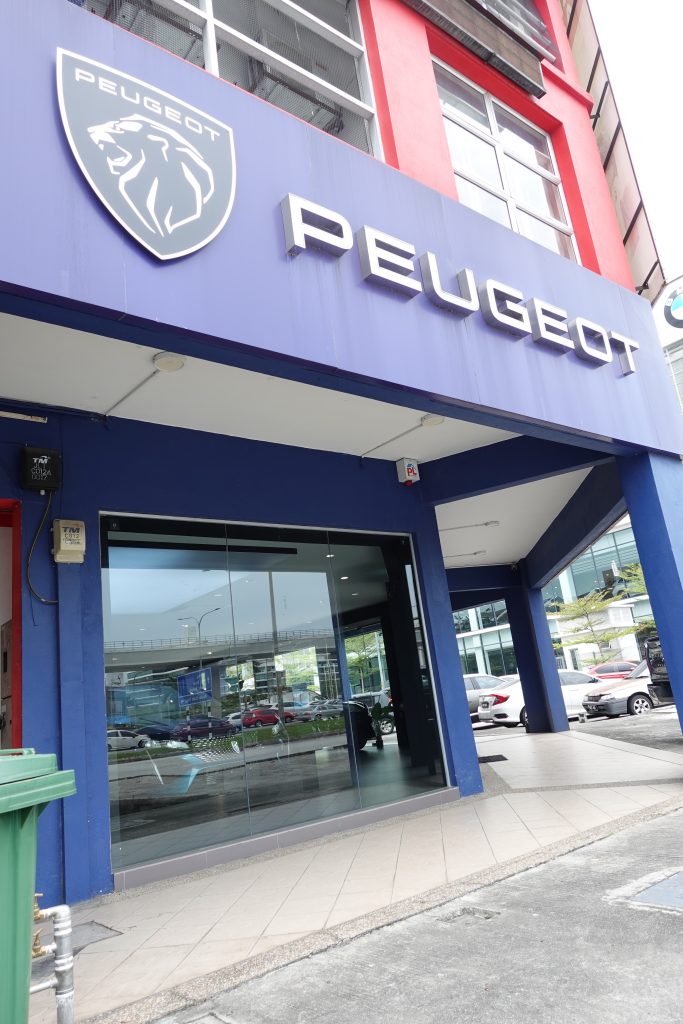 Peugeot Klang Showroom